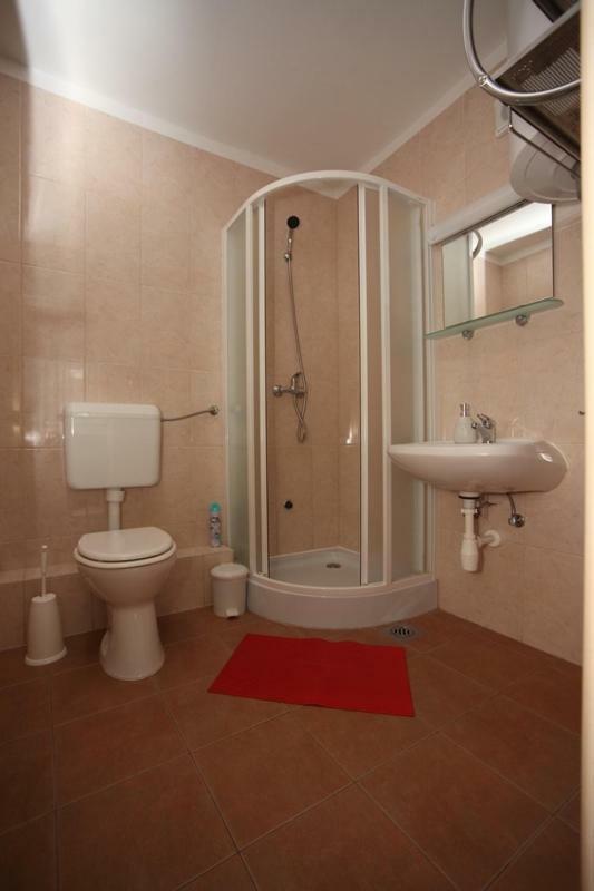 Siesta Apartmanhaz Balatonfuered Buitenkant foto